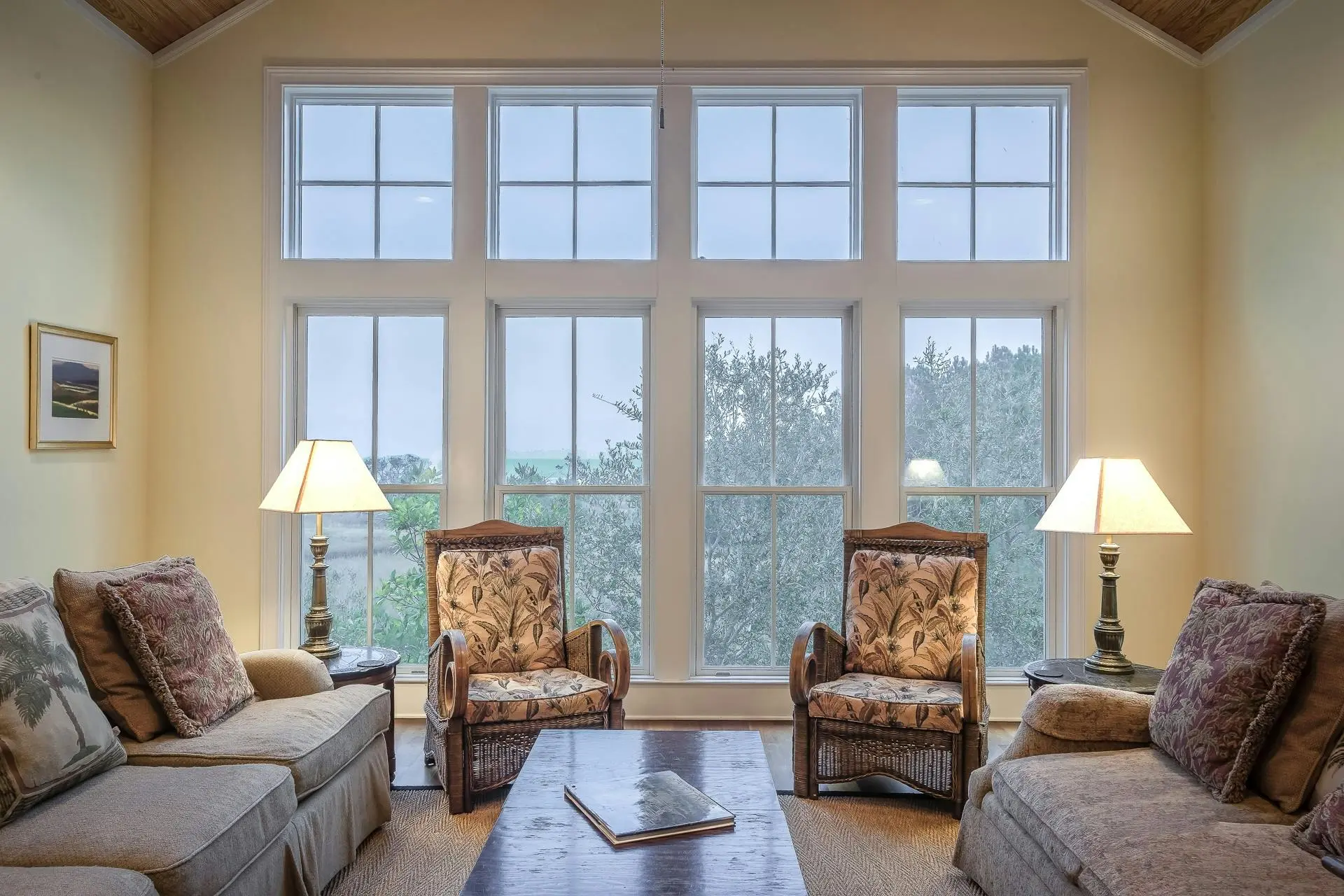 Assisted Living vs. Nursing Home: Decoding the Differences