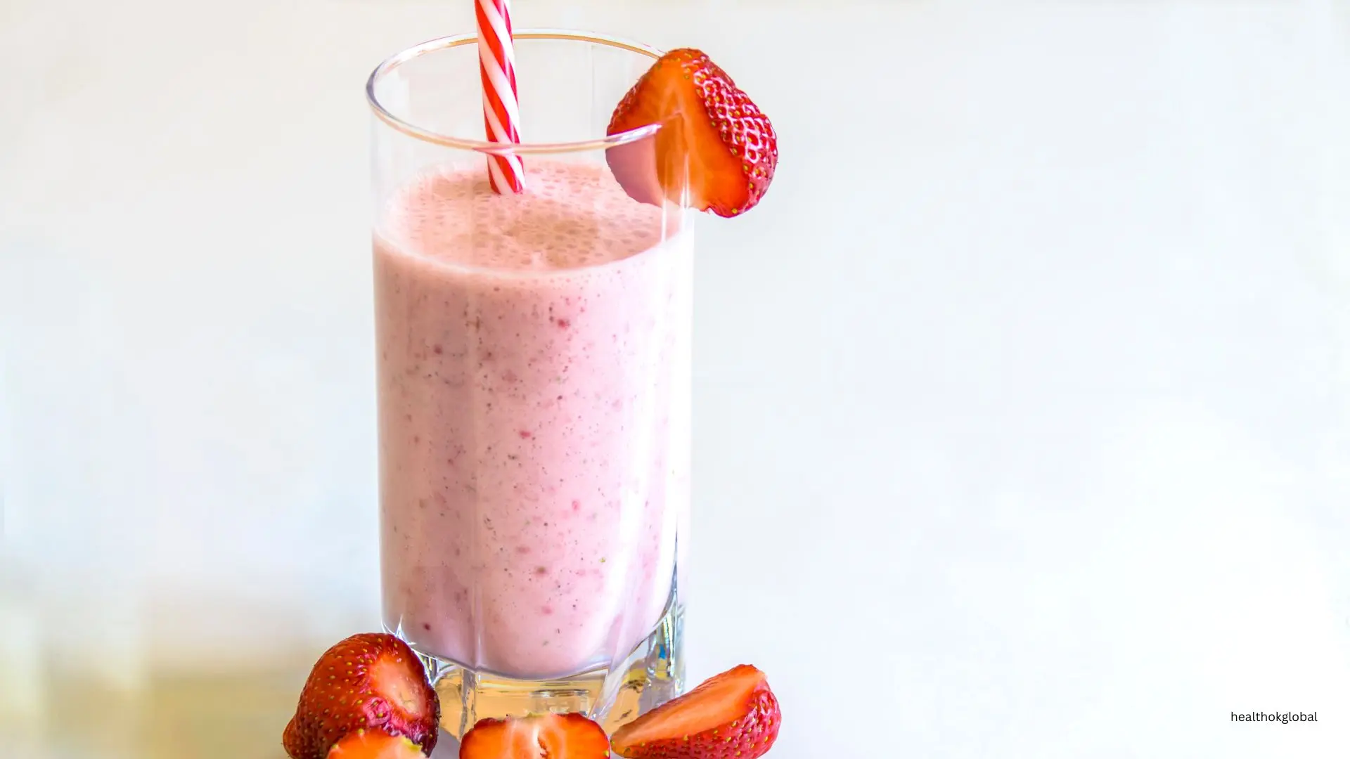 Comprehensive Guide to 8 Amazing Health Benefits of Strawberry Shake