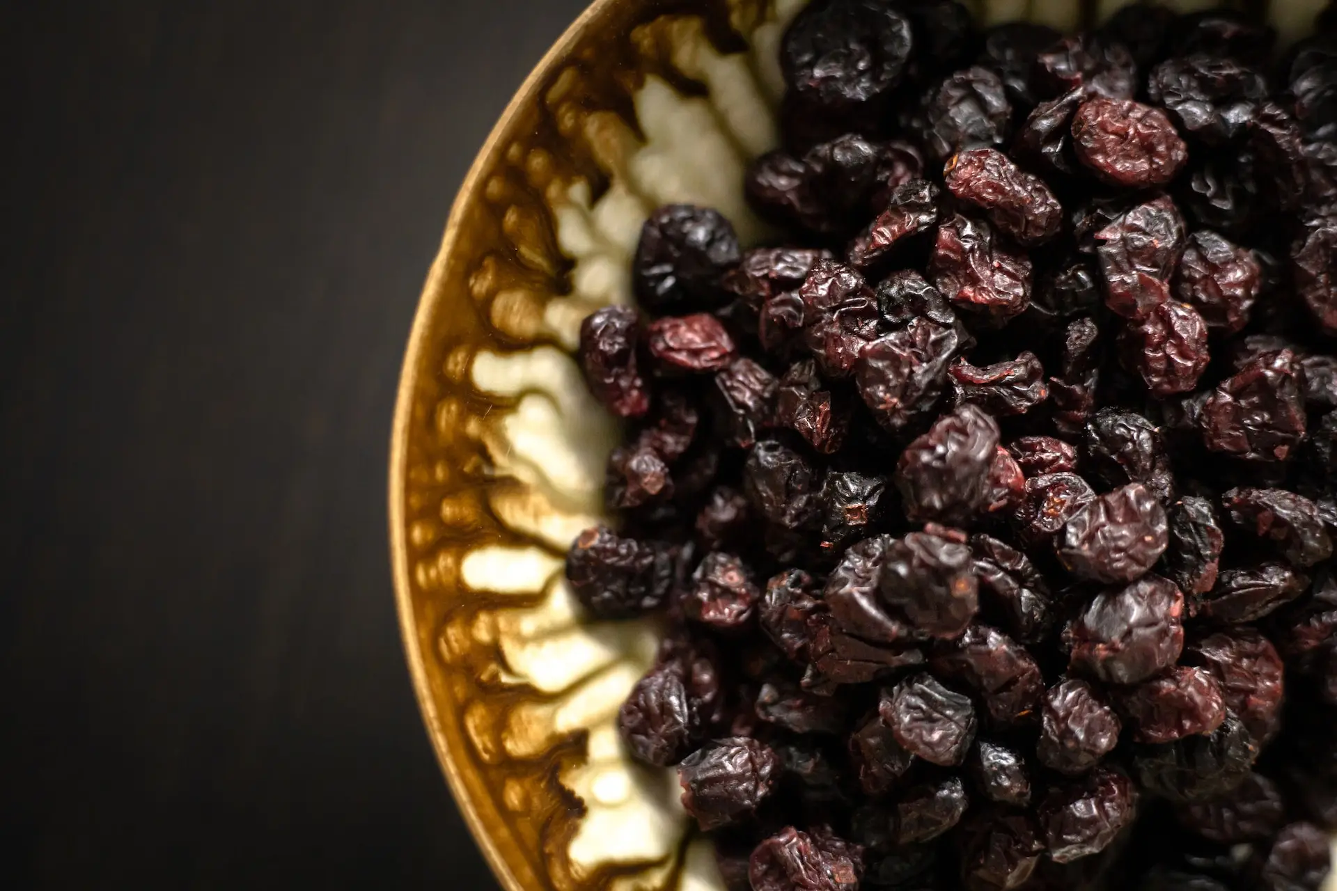 Health Benefits of Raisins: A Superfood for All Ages