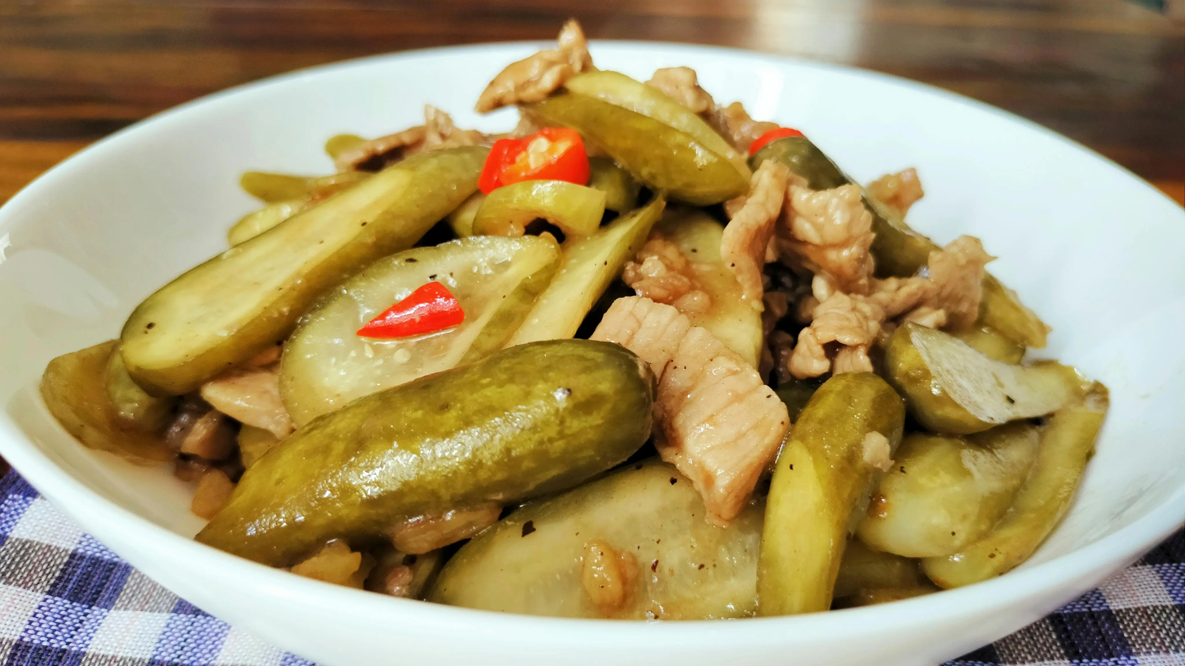 The Surprising Health Benefits of Pickles: A Tangy Treat