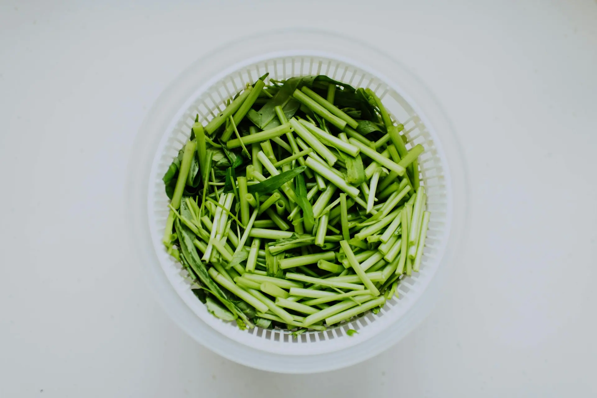 Unveiling the Health Benefits of Green Onions