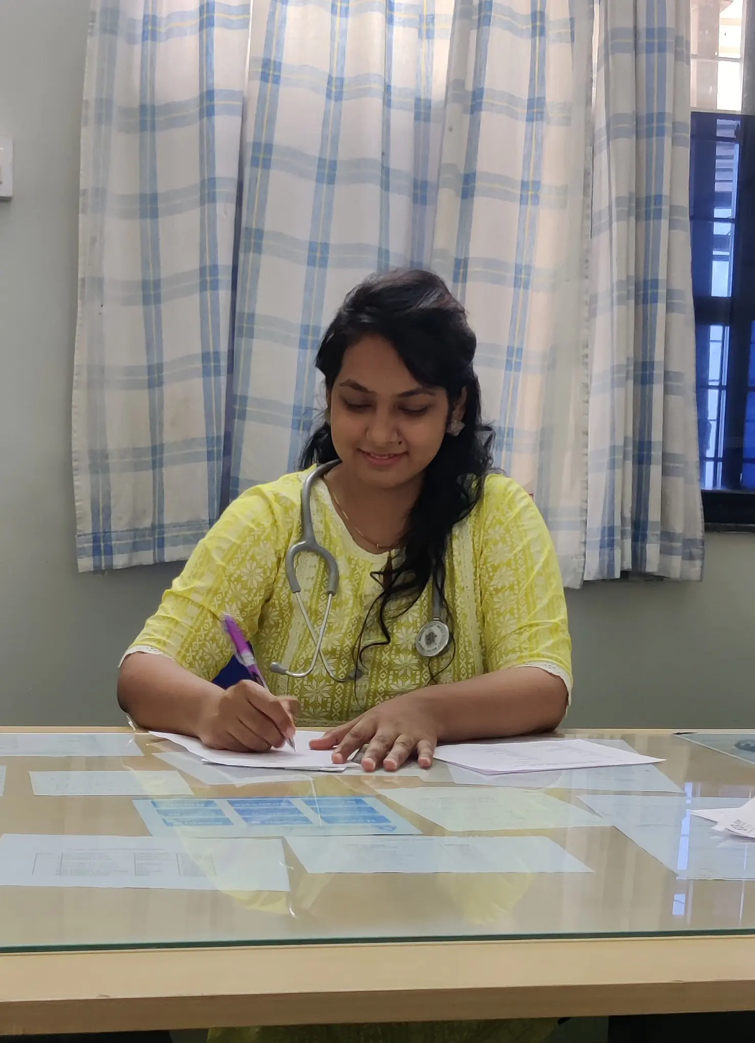Dr. Deepti Daswani - MBBS , DGO , DNB